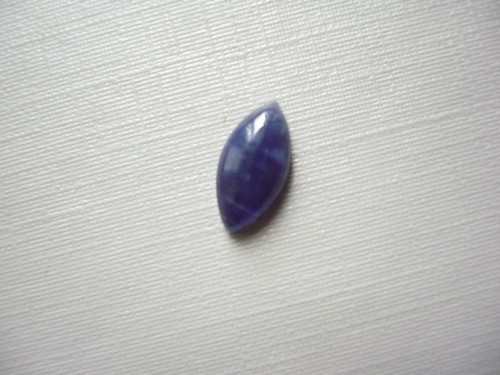 Kabošon - sodalit 12 mm, č.17Af