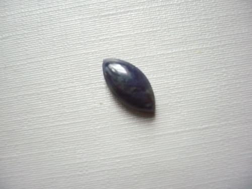 Kabošon - sodalit 12 mm, č.18Af