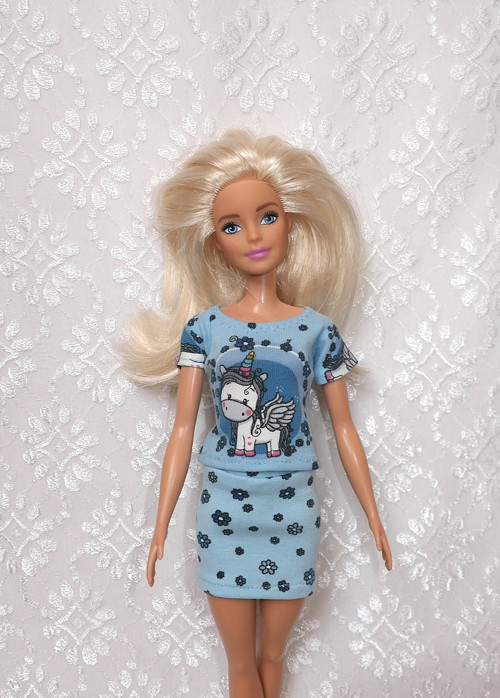Barbie - tričko + sukně — foto 1