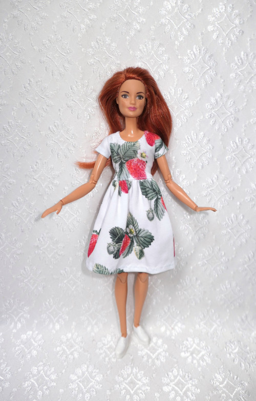 Barbie - šaty — foto 1