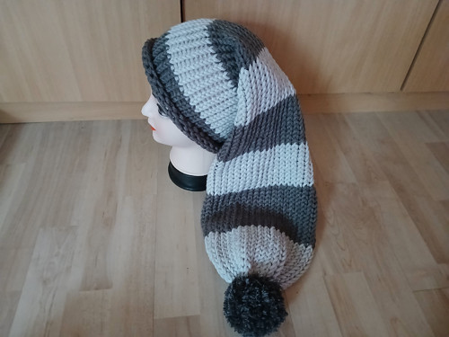 Pletená mega dlouhá čepice