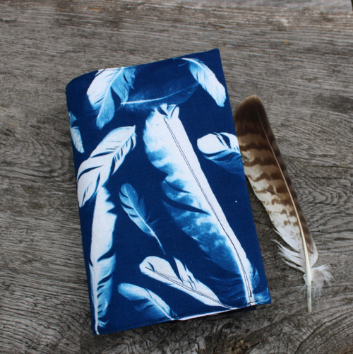 Nastavitelný obal na knihu Blue -Pírka NO1