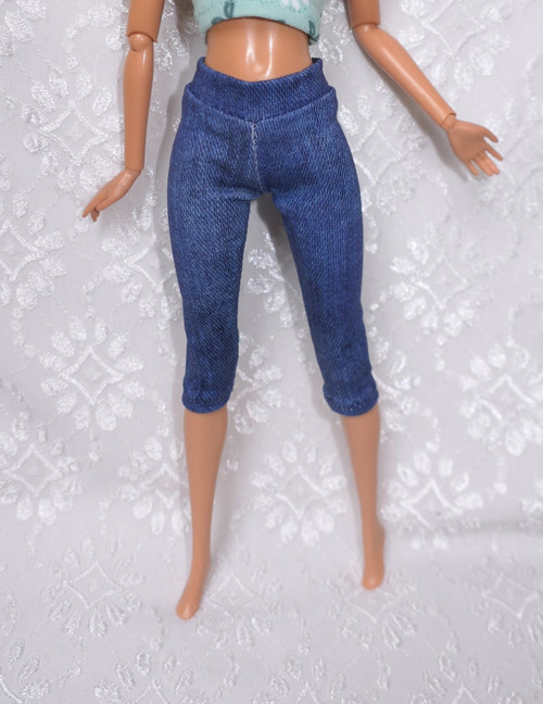 Barbie - capri legíny - jeans — foto 1