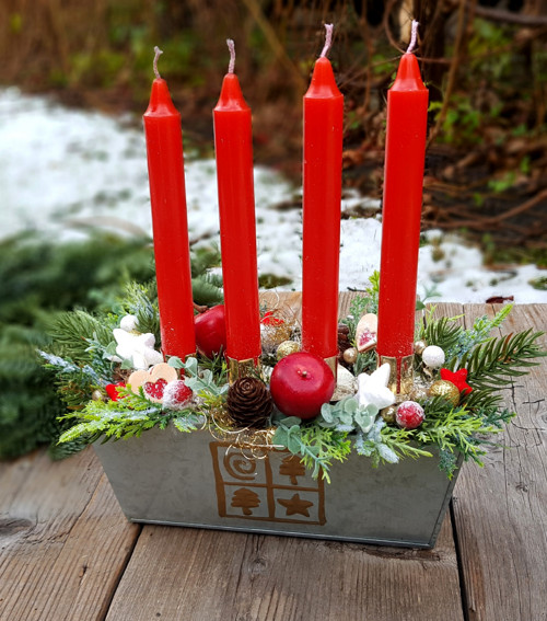 Adventní svícen s cukrovíčky — foto 1