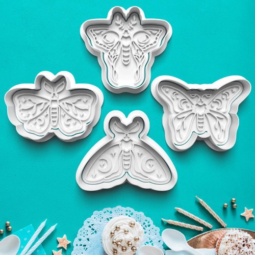 Motýl – Sada 4ks vykrajovátek s razítkem