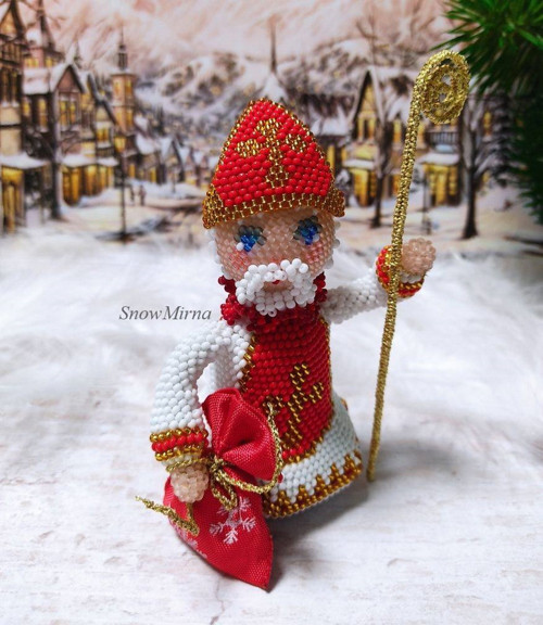 Háčkovaná figurka 10cm VZOR - Mikuláš