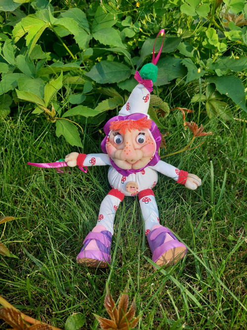 Skřítek (10 cm) 325 Kč