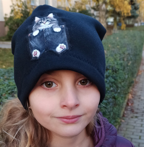 Čepice s kočičkou