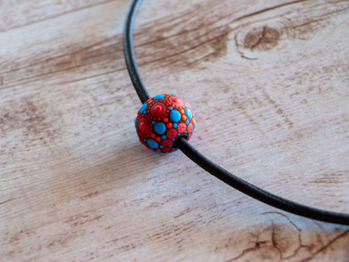 Ručně malovaný korálkový choker