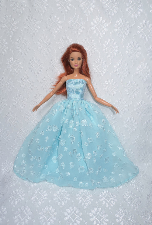 Plesové šaty - Barbie — foto 1