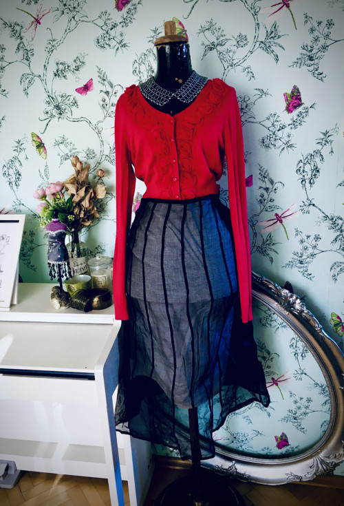 Sukně extravagantní designová — foto 1