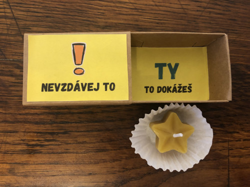 Povzbuzení - jedna svíčka
