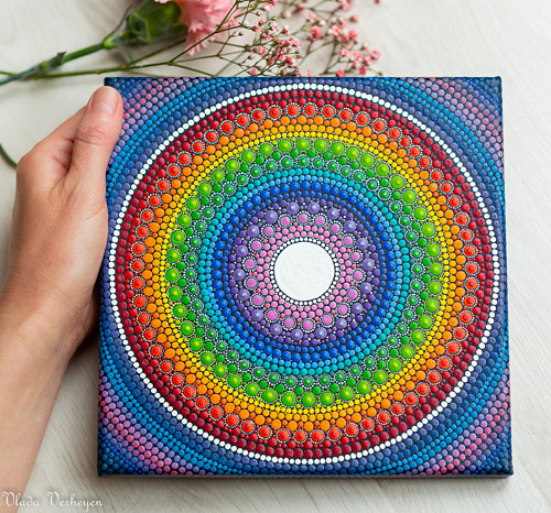 „Duhová mandala“ originální malba na plátně