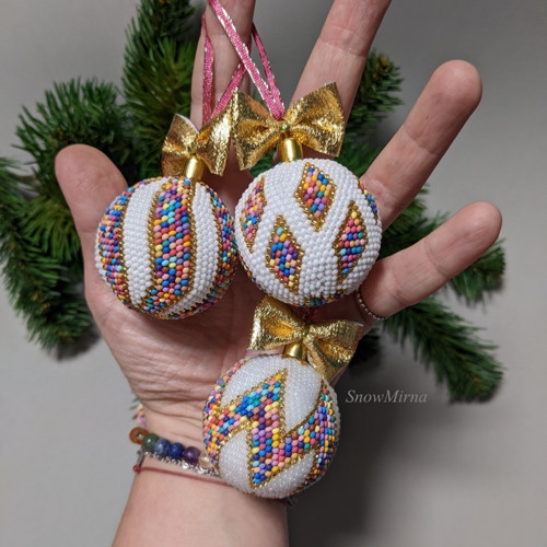 Vánoční háčkované baňky 4cm - 3 VZORY - MIX
