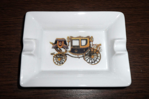 Porcelánový POPELNÍK • Thurn und Taxis