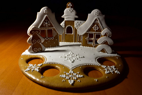 Adventní perníkový svícen