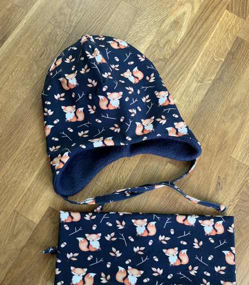 Set zimní čepice ušanka a nákrčník