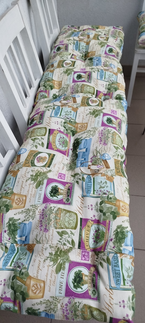 PODSEDÁKY na lavici, houpačku 42 x 100 cm