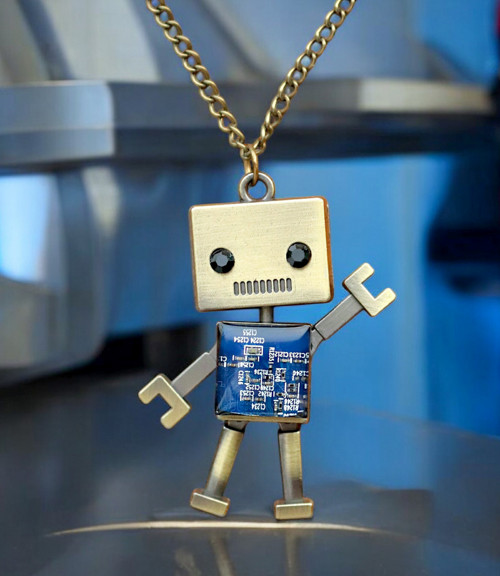 Robot - náhrdelník — foto 1