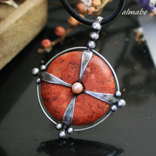 Symbol pokory (korál) — foto 1
