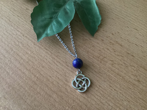 Náhrdelník Čínský uzel štěstí s Lapis Lazuli