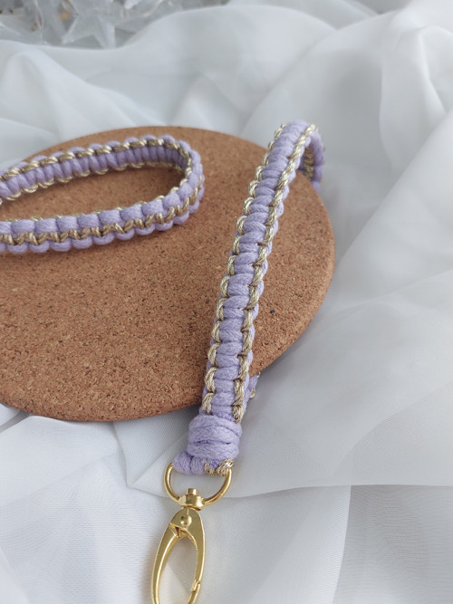 Macramé klíčenka wristletka Levandulová
