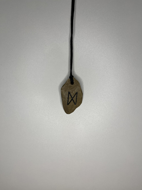 Runový náhrdelník (D - Dagaz)