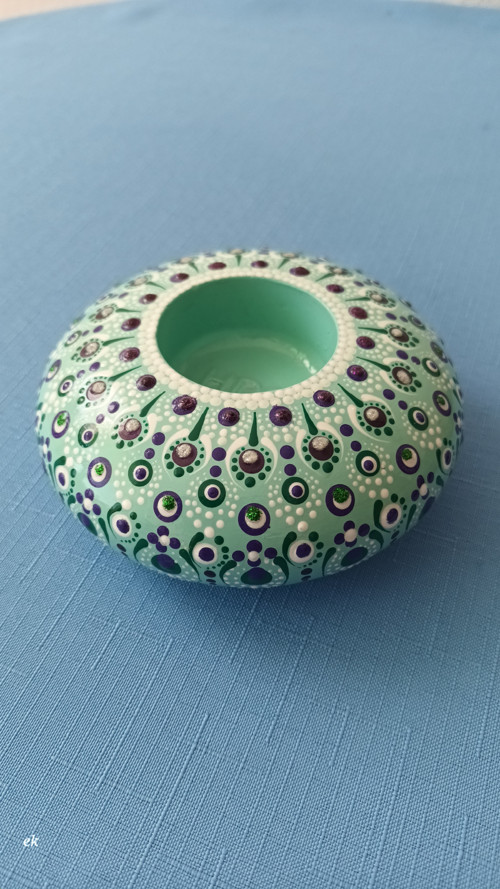 Svícen na čajovou svíčku, mandala