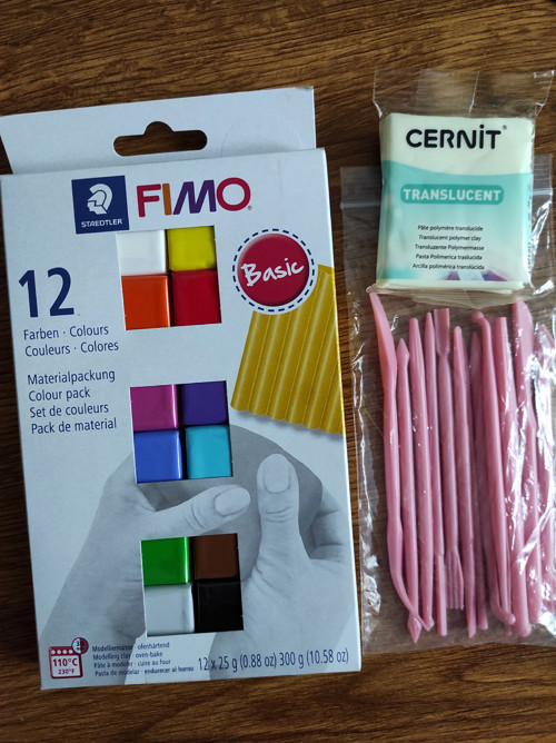 Set fimo.