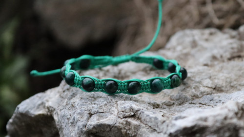 Náramek macramé "kreativní malachit"