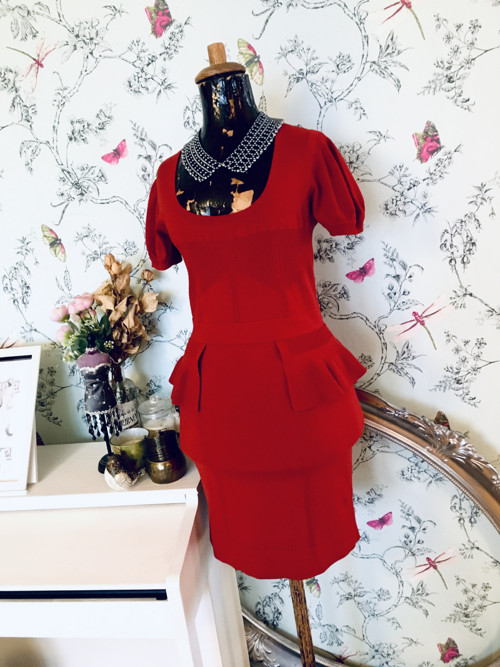 Šaty vintage chic úpletové — foto 1