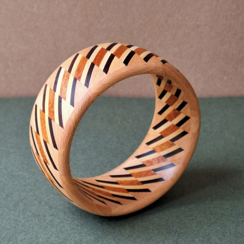 KOSO dřevěný náramek segmentový 7 cm