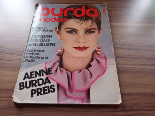 Burda 2/1983 — foto 1