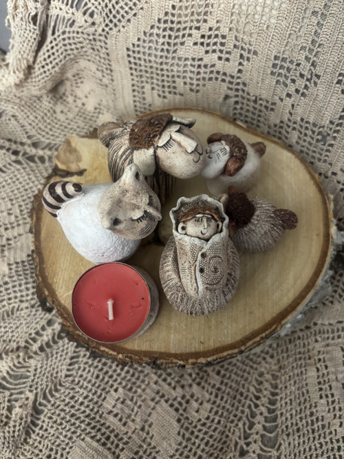 Zvířátka hlídají Ježíška — foto 1