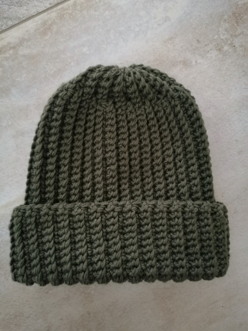 Vlněná háčkovaná čepice merino 2v1