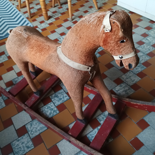 Houpací kůň