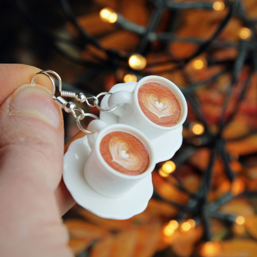 Kafíčka latte art srdíčkové
