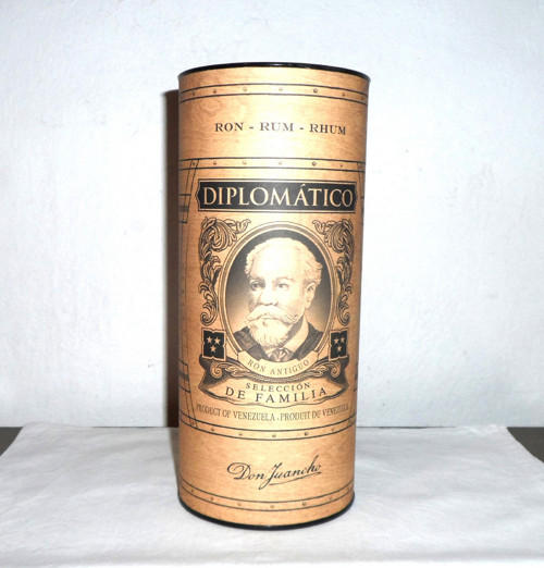 KRABIČKA karton, kov • Rum Don Juancho, Venezuela