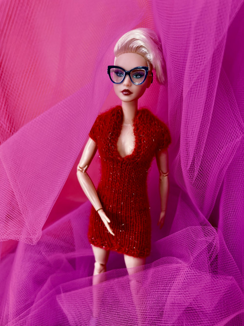 Šaty pro BARBIE efektní příze červená 2
