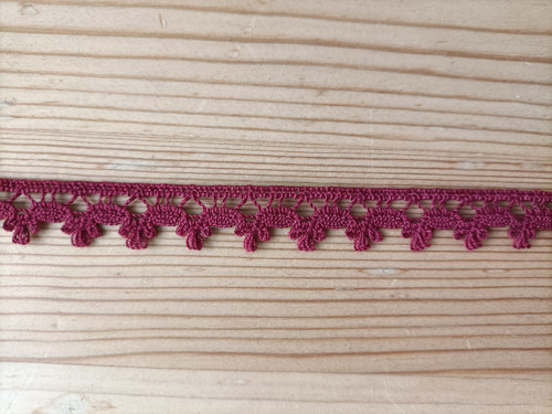 Jemný rudý choker