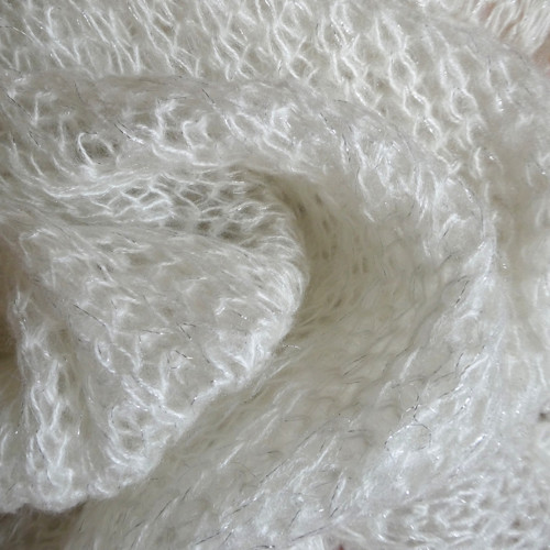 Nákrčník nadýchaný velký, elegance a luxus š. 50cm