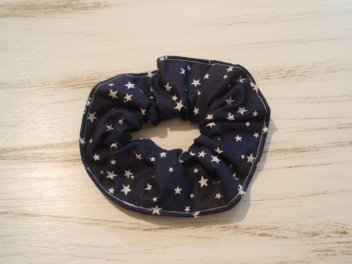 Scrunchies - látková gumička do vlasů