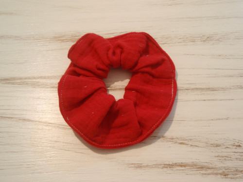Scrunchies - látková gumička do vlasů