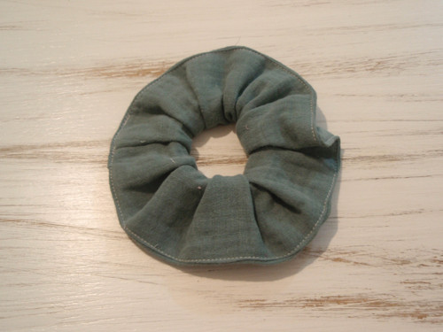 Scrunchies - látková gumička do vlasů
