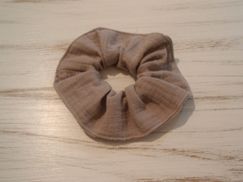Scrunchies - látková gumička do vlasů