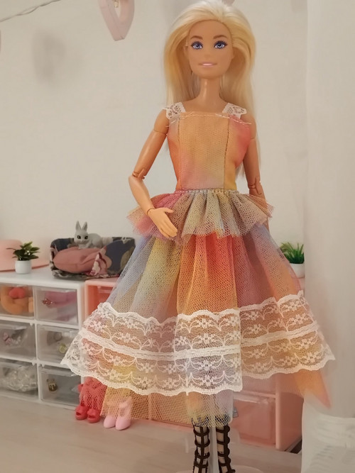 Barbie šaty