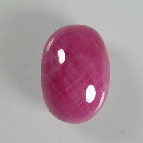 Přírodní růžový Rubín, 23,50 ct., 18,5x12,9x9,0 mm