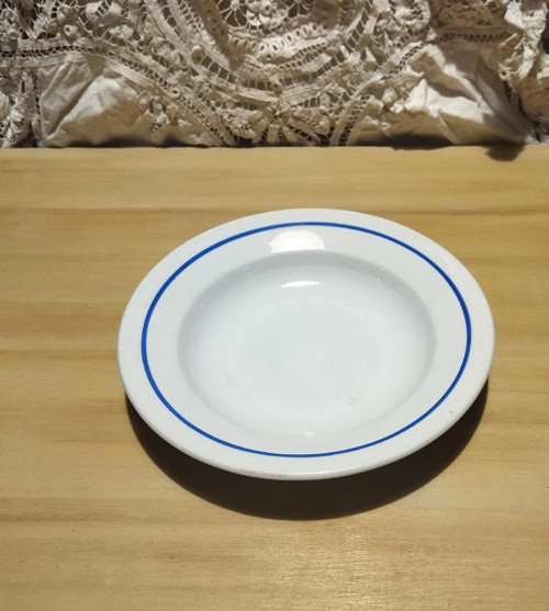 Vintage hluboký silnostěnný talíř Modrá linka