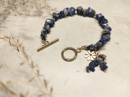 Náramek Lapis s cingrlem