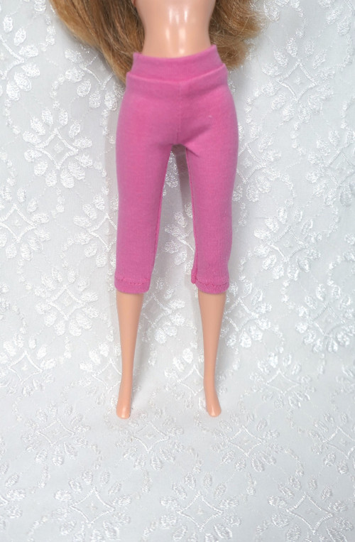 Capri legíny pro Barbie — foto 1
